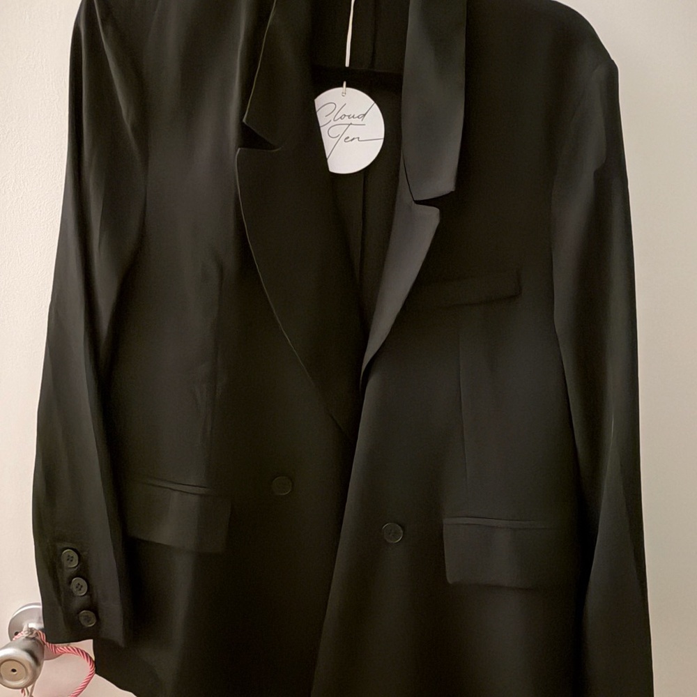 Black Blazer